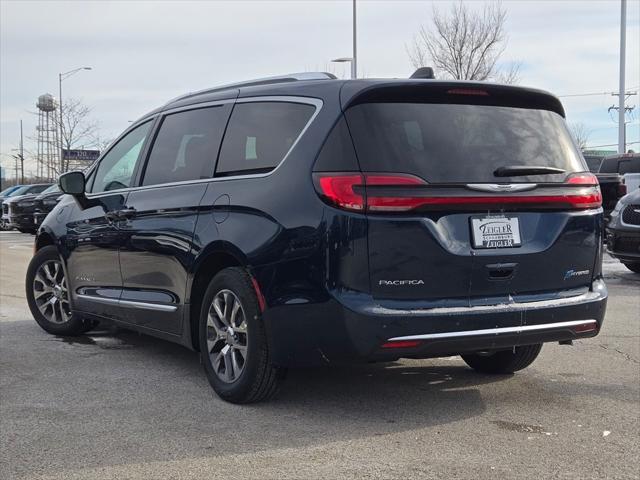 new 2025 Chrysler Pacifica car, priced at $54,975