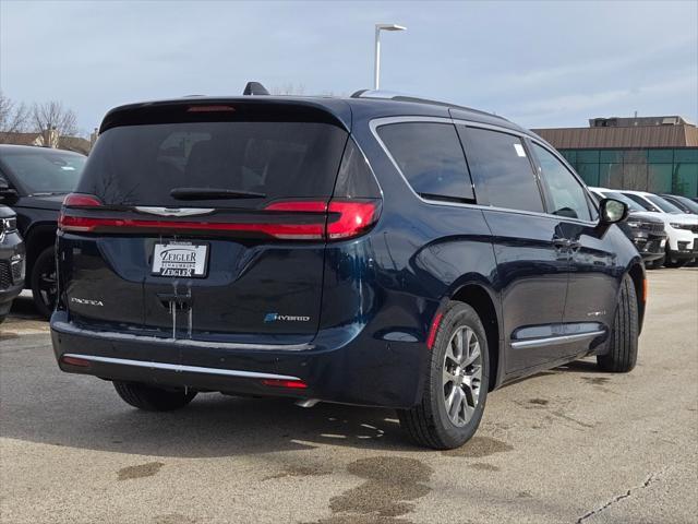 new 2025 Chrysler Pacifica car, priced at $54,975