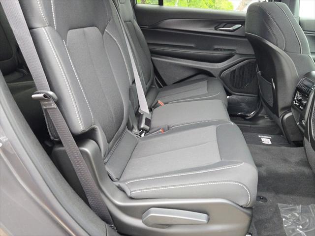 new 2025 Jeep Grand Cherokee L car, priced at $37,134