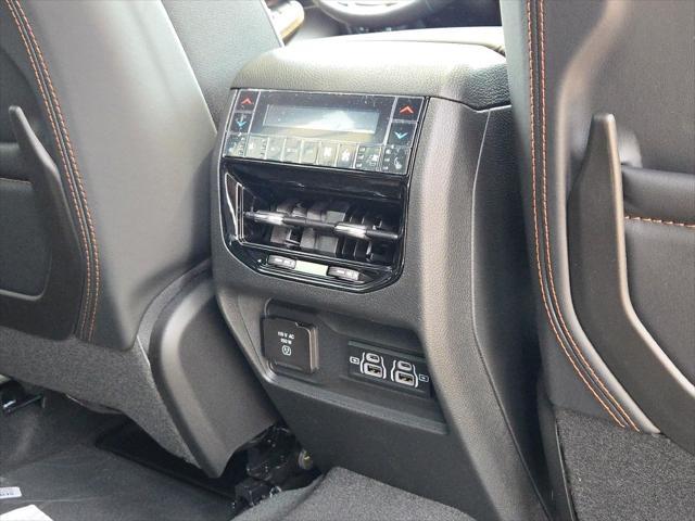 new 2025 Jeep Grand Cherokee L car, priced at $63,421