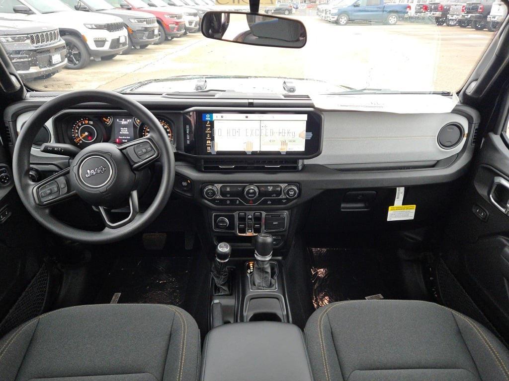 new 2025 Jeep Gladiator car, priced at $39,235