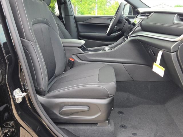 new 2025 Jeep Grand Cherokee L car, priced at $36,384