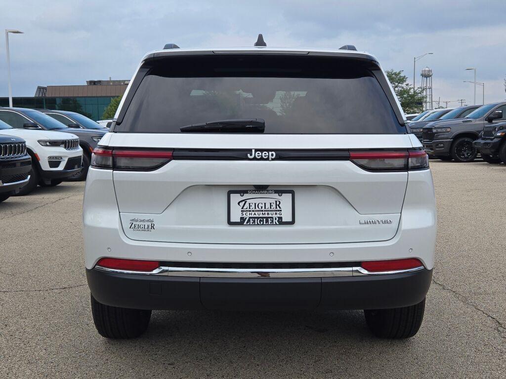 new 2025 Jeep Grand Cherokee car, priced at $45,165