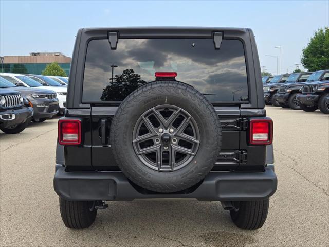 new 2025 Jeep Wrangler car, priced at $42,304