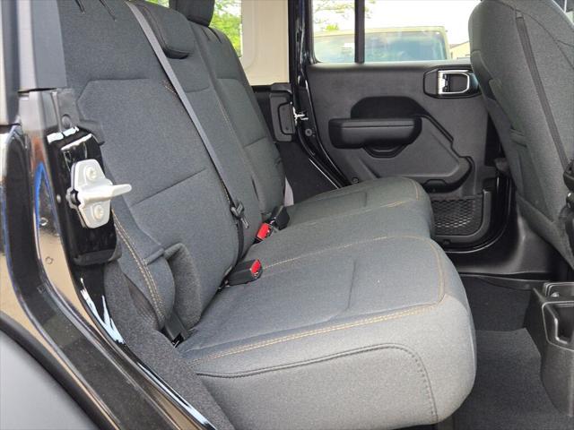 new 2025 Jeep Wrangler car, priced at $42,304