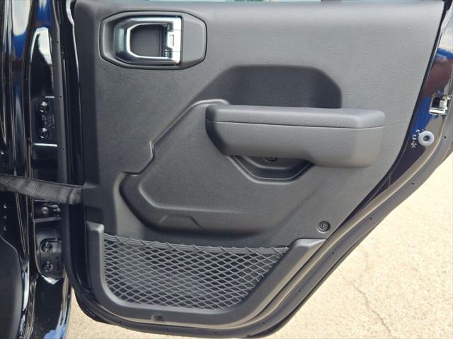new 2025 Jeep Wrangler car, priced at $42,304