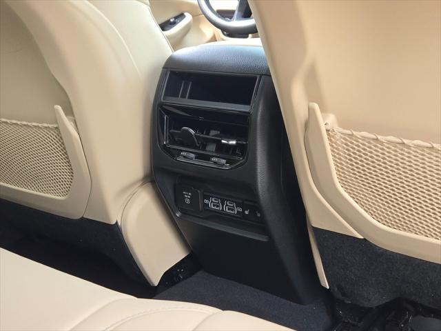 used 2024 Jeep Grand Cherokee car, priced at $41,989