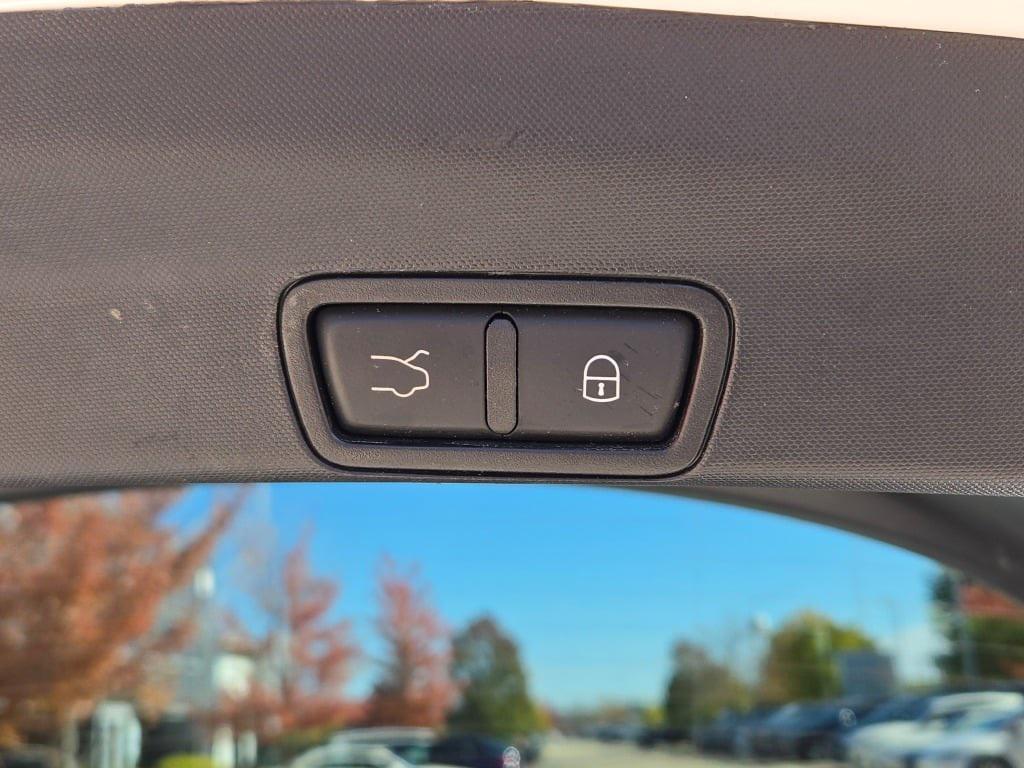 used 2022 Alfa Romeo Stelvio car, priced at $19,499