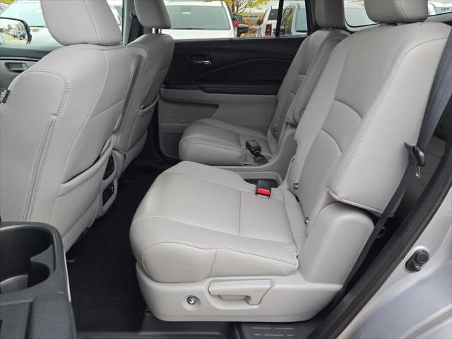 used 2020 Honda Pilot car, priced at $25,500