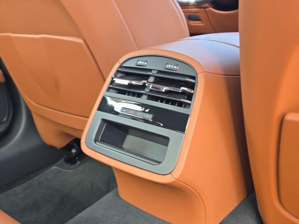 used 2020 Maserati Quattroporte car, priced at $39,500