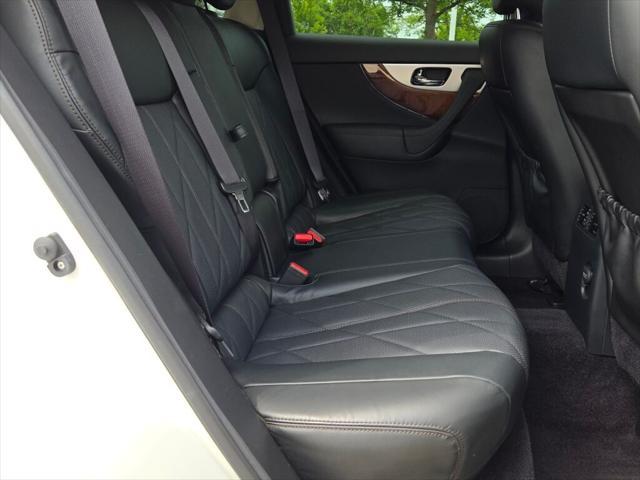 used 2016 INFINITI QX70 car, priced at $17,500