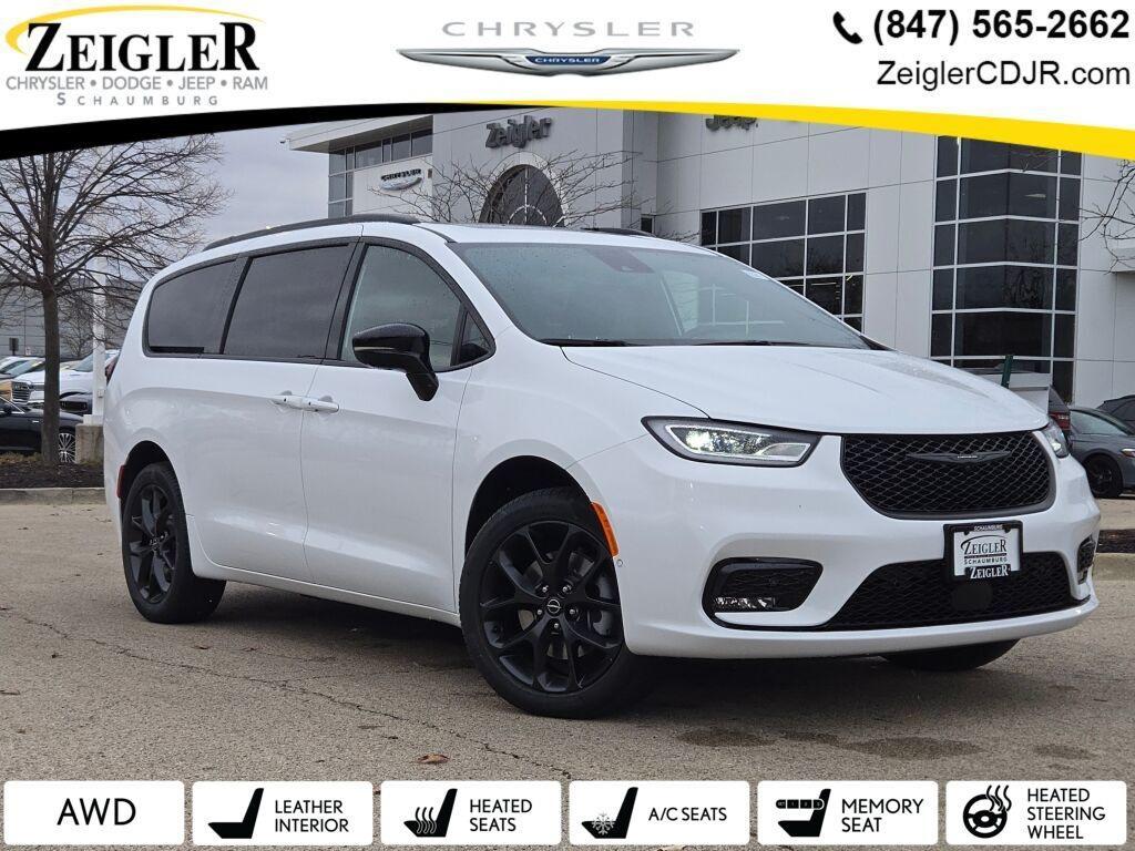 new 2026 Chrysler Pacifica car, priced at $52,905