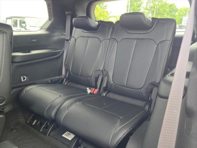 new 2025 Jeep Grand Cherokee L car, priced at $49,757