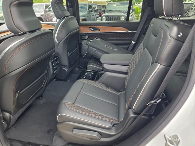 new 2025 Jeep Grand Cherokee L car, priced at $62,461