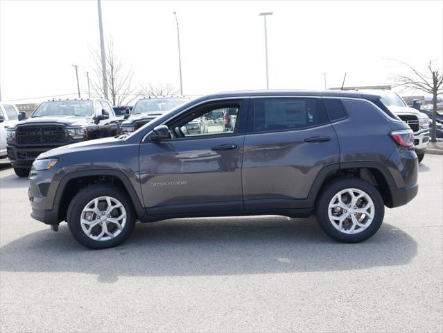 new 2024 Jeep Compass car, priced at $25,590