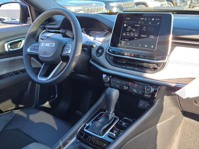 new 2025 Jeep Compass car, priced at $30,918