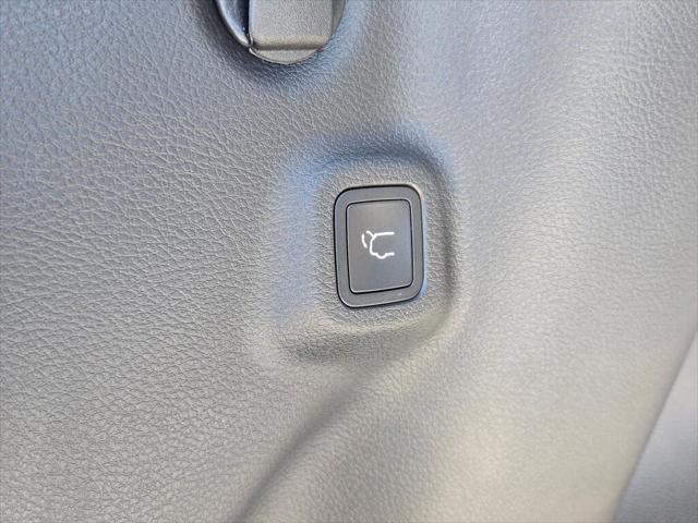new 2025 Jeep Compass car, priced at $30,918