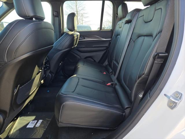new 2025 Jeep Grand Cherokee car, priced at $44,940