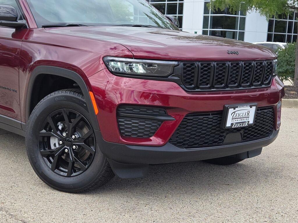 new 2025 Jeep Grand Cherokee car, priced at $37,475