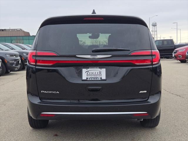 new 2025 Chrysler Pacifica car, priced at $46,035