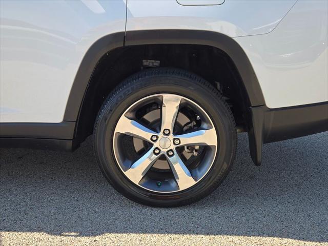 used 2022 Jeep Grand Cherokee L car, priced at $33,750