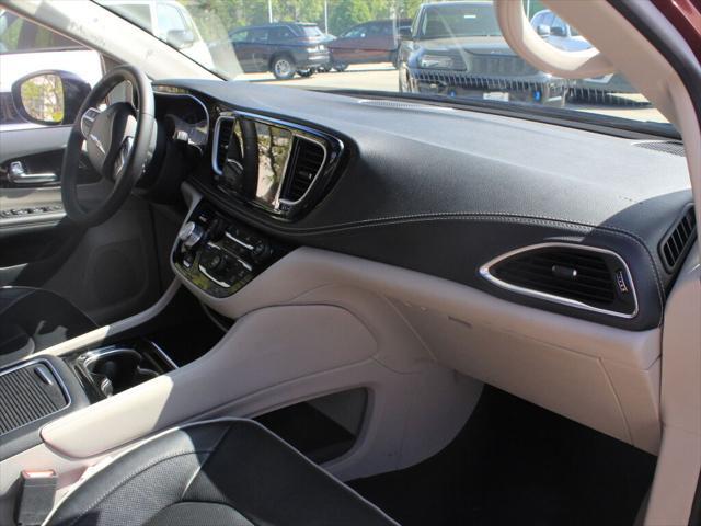 used 2023 Chrysler Pacifica car, priced at $27,500
