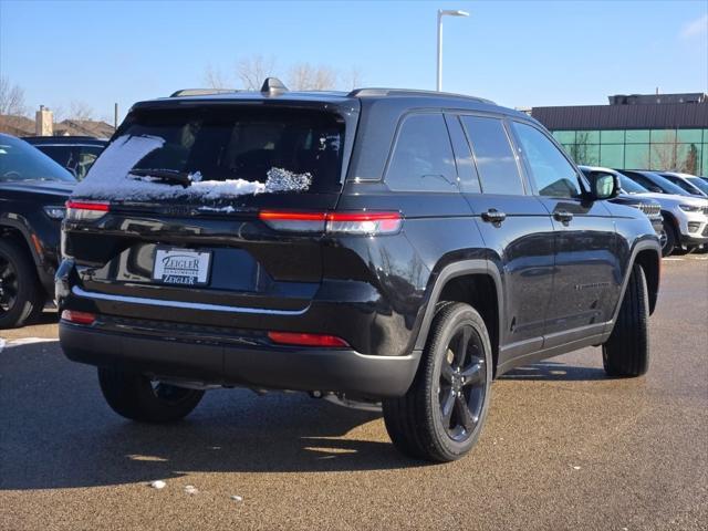 new 2025 Jeep Grand Cherokee car, priced at $45,675