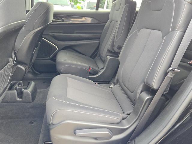 used 2022 Jeep Grand Cherokee L car, priced at $28,819