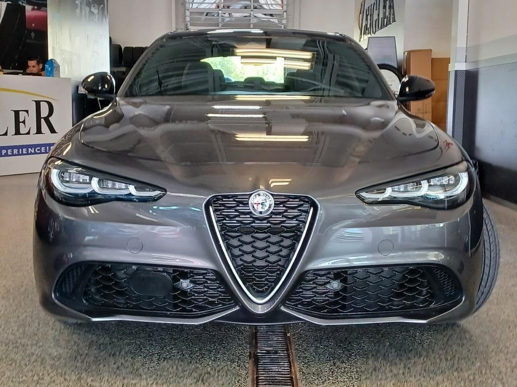 used 2024 Alfa Romeo Giulia car, priced at $35,062