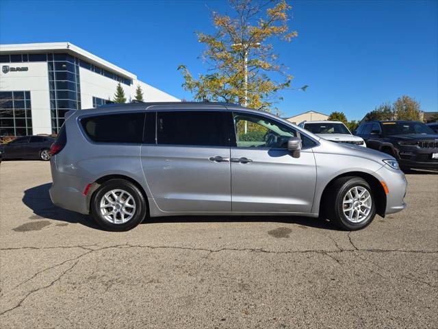 used 2021 Chrysler Pacifica car, priced at $19,000