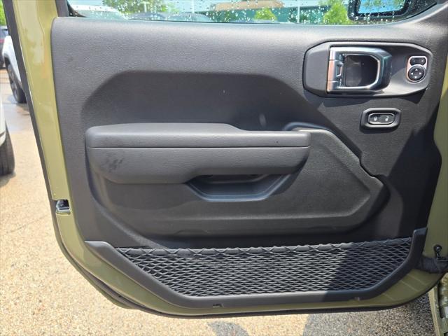 new 2025 Jeep Wrangler car, priced at $37,905