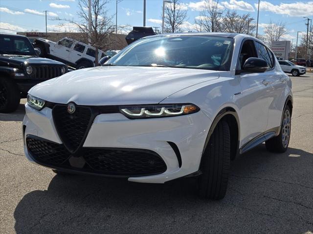 used 2024 Alfa Romeo Tonale car, priced at $33,000