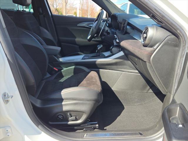 used 2024 Alfa Romeo Tonale car, priced at $33,000