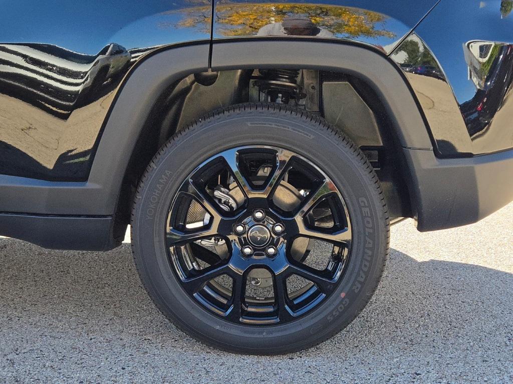 new 2026 Jeep Compass car, priced at $33,400