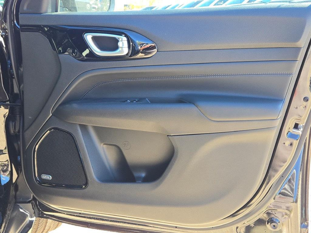 new 2026 Jeep Compass car, priced at $33,400