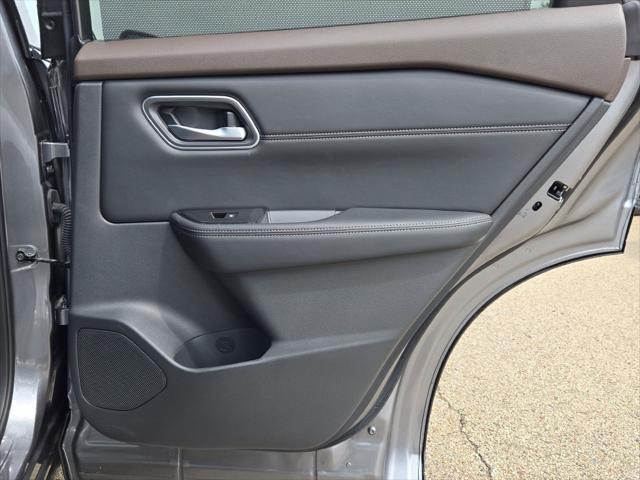 used 2021 Nissan Rogue car, priced at $22,938