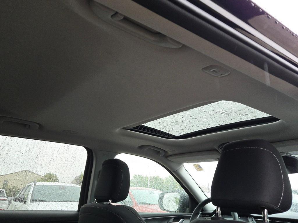 used 2024 Jeep Grand Cherokee L car, priced at $29,170