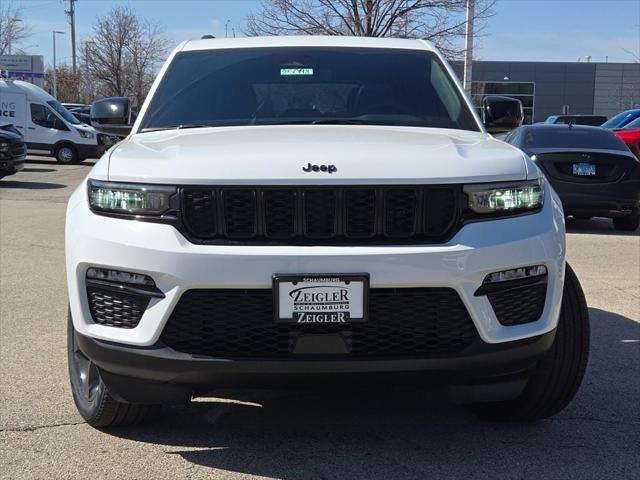 new 2025 Jeep Grand Cherokee car, priced at $44,940