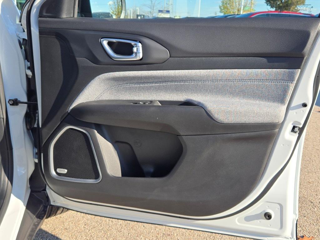 new 2025 Jeep Compass car, priced at $30,715