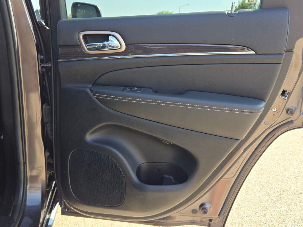 used 2015 Jeep Grand Cherokee car, priced at $18,950