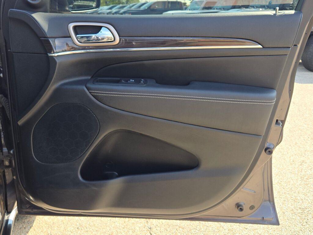 used 2015 Jeep Grand Cherokee car, priced at $18,950