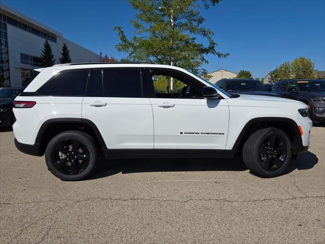 new 2025 Jeep Grand Cherokee car, priced at $45,080