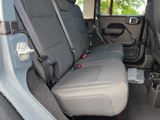 new 2025 Jeep Wrangler car, priced at $49,285