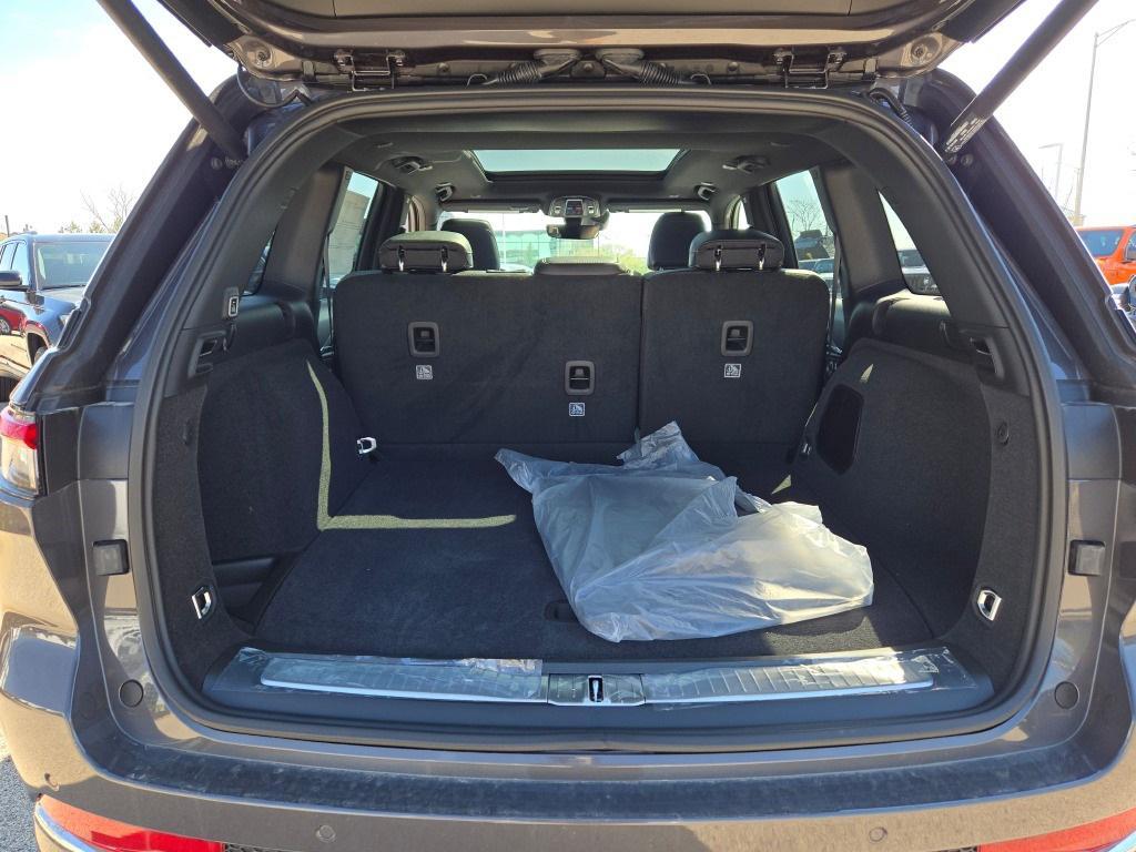 new 2025 Jeep Grand Cherokee car, priced at $51,835