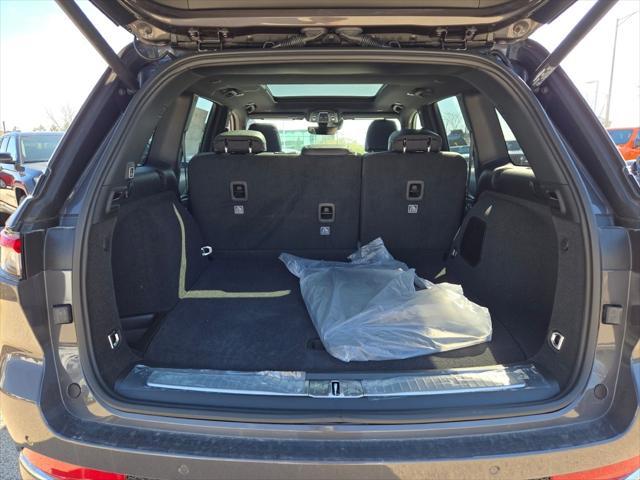 new 2025 Jeep Grand Cherokee car, priced at $52,066