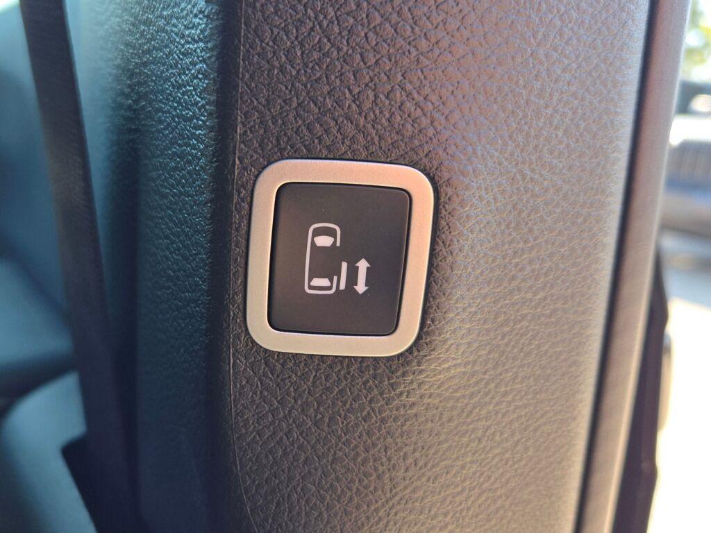 new 2026 Chrysler Pacifica car, priced at $49,505