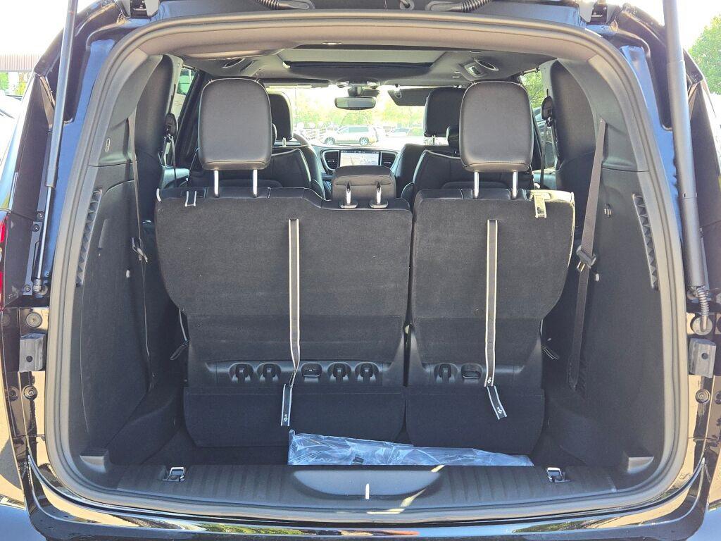 new 2026 Chrysler Pacifica car, priced at $49,505