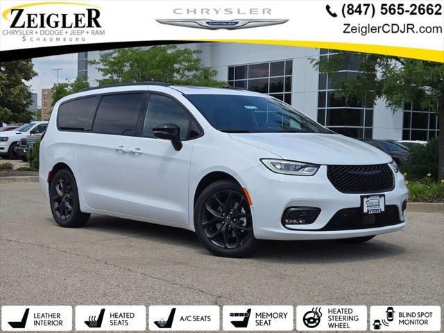new 2025 Chrysler Pacifica car, priced at $48,186