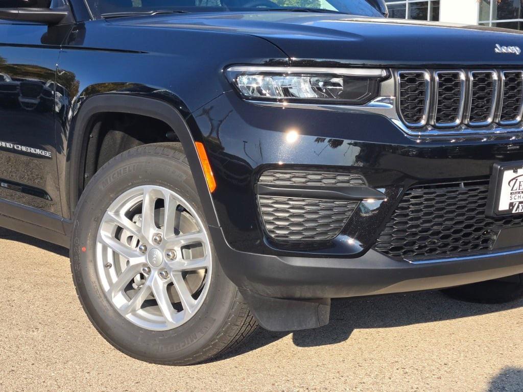 new 2025 Jeep Grand Cherokee car, priced at $37,595