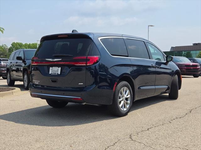 new 2025 Chrysler Pacifica car, priced at $47,838